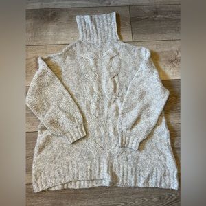 Aerie turtleneck sweater